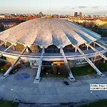 Modern Black Spot Apartment *