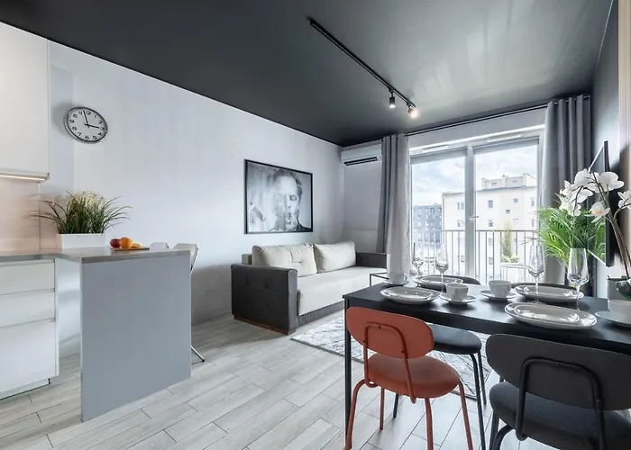 Daire Modern Black Spot Poznan